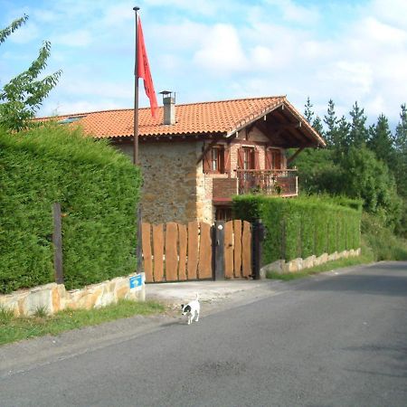 Albergue Eskerika Exclusivo Peregrinos Esquerica Exterior photo